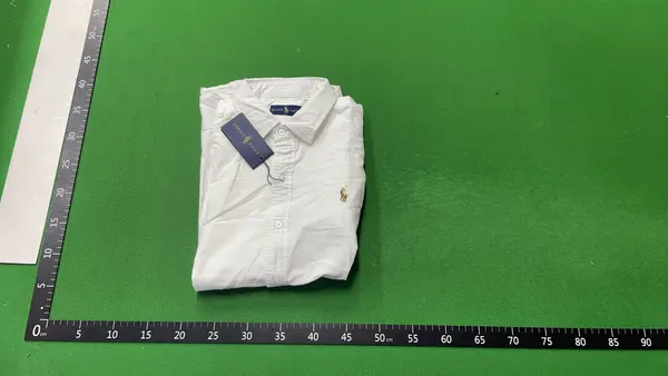 White Short-Sleeve Oxford Button-Down Shirt — warehouse QC photo 4