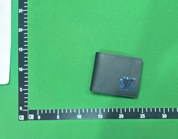 Black Pebbled Leather Bifold Wallet — warehouse QC photo 1