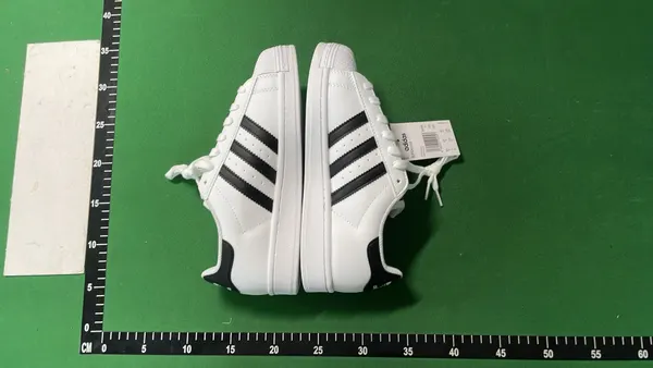 White Leather Shell Toe Low-Top Sneakers (35.5–45) — warehouse QC photo 4
