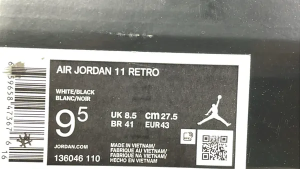 Basketball Sneakers With Patent Mudguard And Icy Sole — warehouse QC photo 2