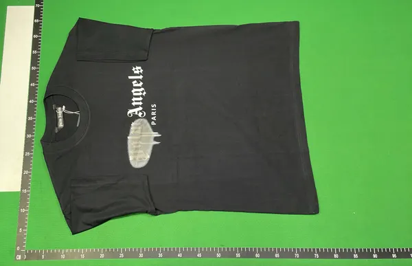 Black Tee With Spray Paint Chest Graphic — warehouse QC photo 6