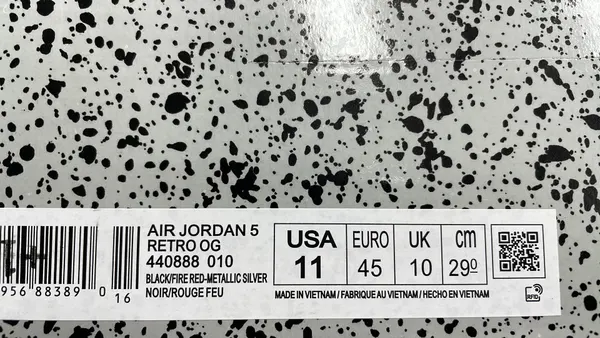 Basketball Sneakers With Lace Lock And Toothed Midsole (36–45) — warehouse QC photo 2