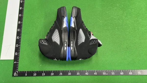 Basketball Sneakers With Lace Lock And Toothed Midsole (36–45) — warehouse QC photo 4