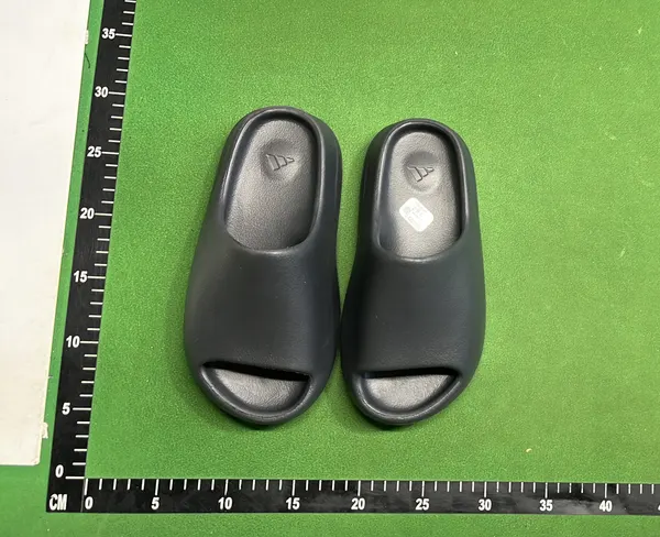 Molded Foam Slide Sandals With Ridged Sole (#5) — warehouse QC photo 5