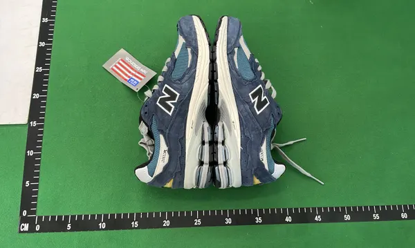 Chunky Suede Mesh Retro Running Sneakers — warehouse QC photo 5