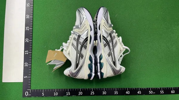Chunky Retro Running Sneakers With Visible Heel Unit (#3) — warehouse QC photo 5