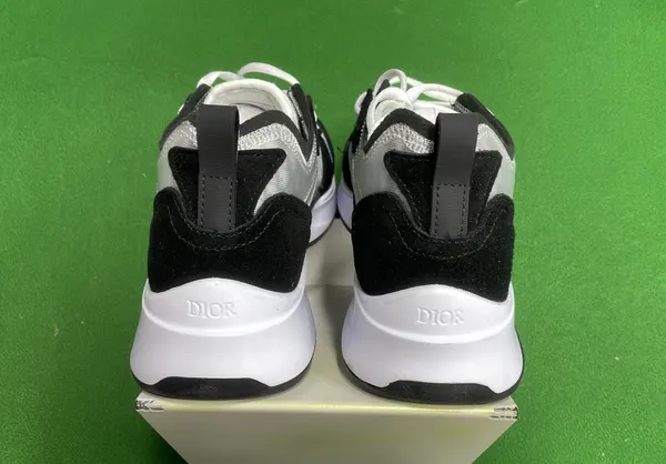 Black And White Suede Panel Runner Sneakers — warehouse QC photo 3