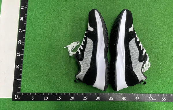 Black And White Suede Panel Runner Sneakers — warehouse QC photo 4