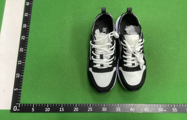 Black And White Suede Panel Runner Sneakers — warehouse QC photo 6