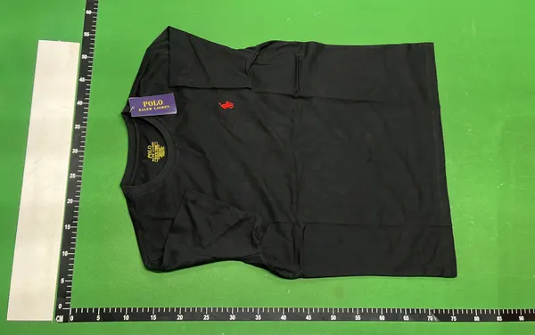 Black Cotton T-Shirt With Embroidered Chest Logo — warehouse QC photo 6