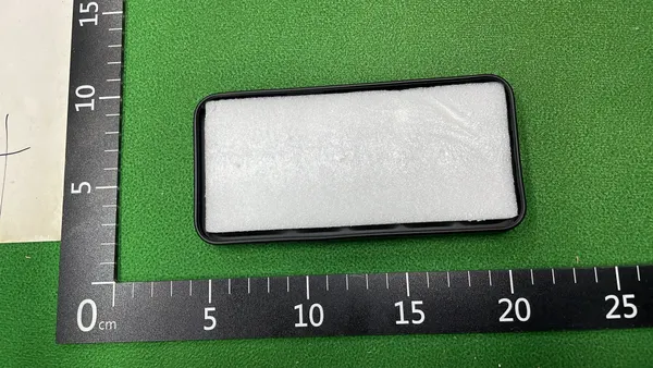 Black Quilted Puffer Phone Case — warehouse QC photo 2