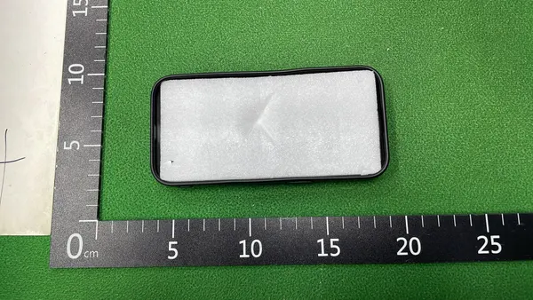 Black Quilted Puffer Phone Case — warehouse QC photo 5