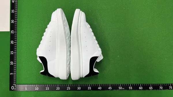 White Leather Platform Sneakers With Contrast Heel — warehouse QC photo 4