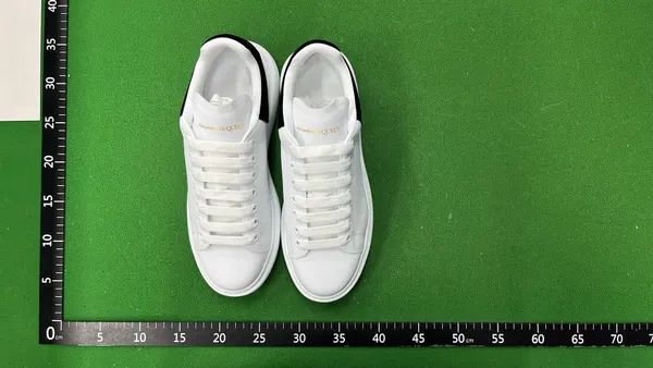 White Leather Platform Sneakers With Contrast Heel — warehouse QC photo 6