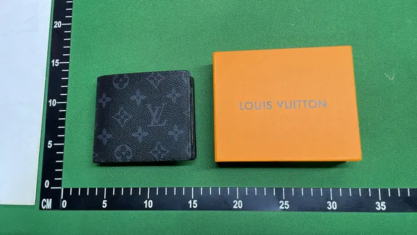 Black Monogram Print Bifold Wallet — warehouse QC photo 3