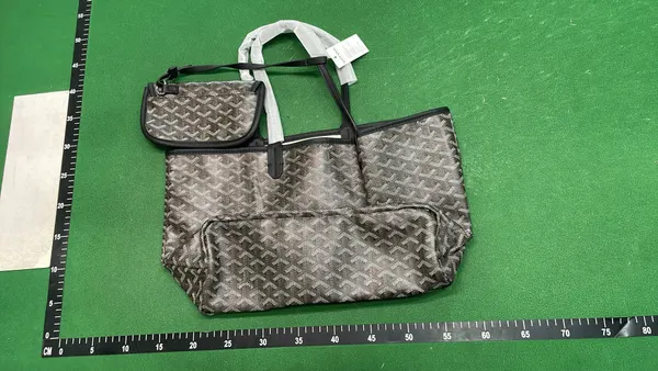 Grey Chevron Print Tote Bag With Pouch — warehouse QC photo 5