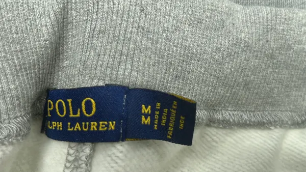 Heather Grey Full-Zip Hoodie With Kangaroo Pockets — warehouse QC photo 1