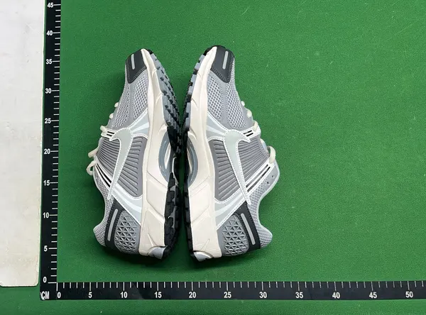 Mesh Retro Running Sneakers In Neutral Tones — warehouse QC photo 4
