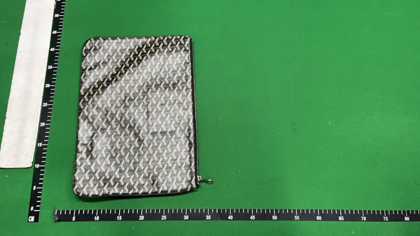 Chevron Print Zip Clutch Pouch Bag — warehouse QC photo 6
