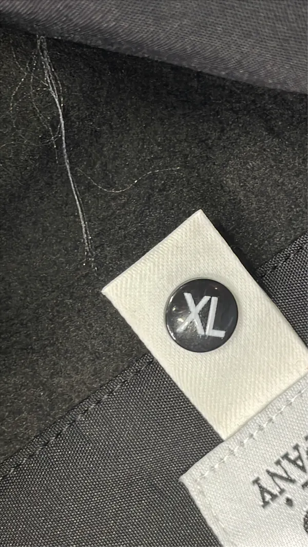 Black Hooded Shell Jacket With Zip Pockets — warehouse QC photo 5