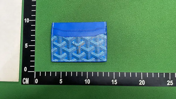 Tan And Black Chevron Print Card Holder — warehouse QC photo 5