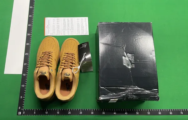 Leather Court Sneakers In Low And High Tops — warehouse QC photo 1