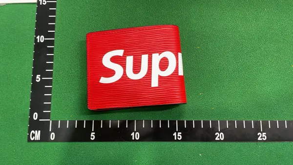 Red Textured Leather Card Holder Wallet — warehouse QC photo 2