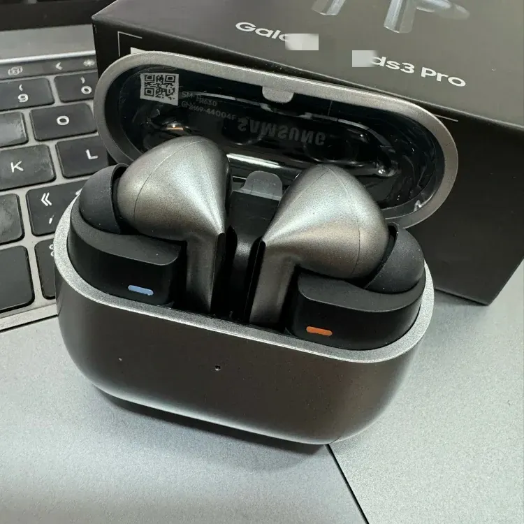Black Wireless Earbuds With Charging Case — merchant catalogue photo