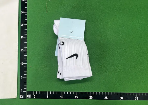 White Ribbed Crew Socks Three Pack — warehouse QC photo 3