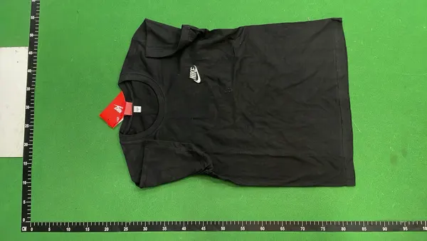 Black Crew Neck T-Shirt With Chest Logo — warehouse QC photo 6