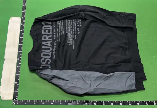 Black Crewneck Sweatshirt With Tonal Leaf Graphic — warehouse QC photo 3