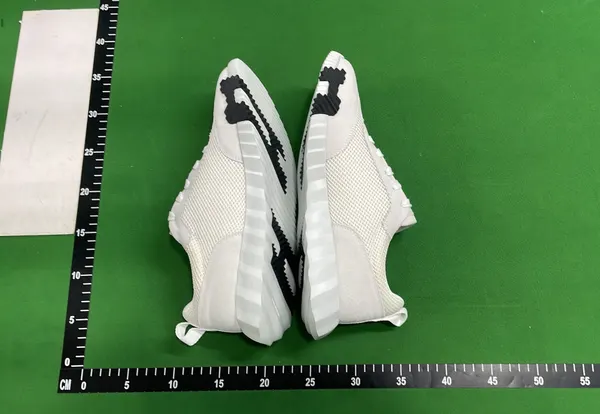 White Leather Sneakers With Ridged Wave Sole — warehouse QC photo 4