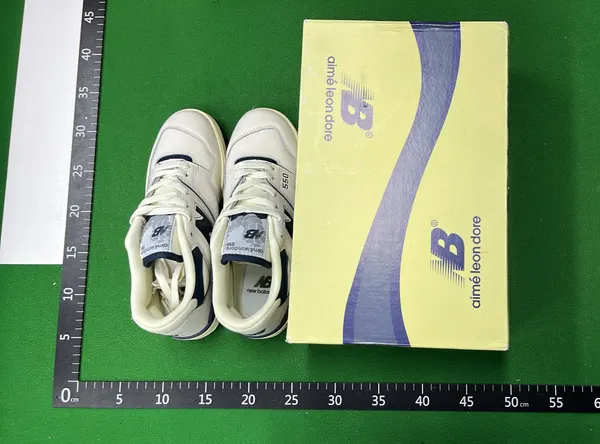 White Leather Low-Top Court Sneakers (36–45) — warehouse QC photo 1
