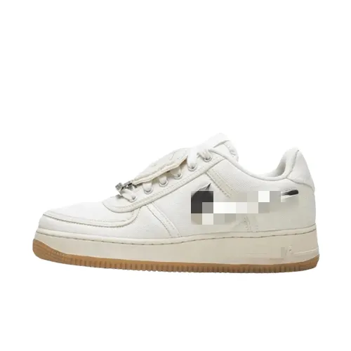 White And Black Leather Low-Top Sneakers — merchant catalogue photo