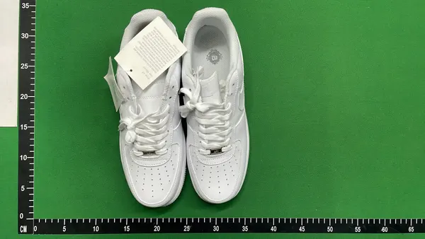 White And Black Leather Low-Top Sneakers (#2) — warehouse QC photo 6