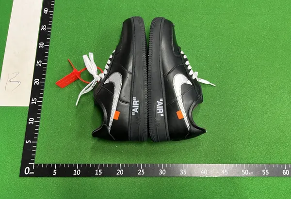 Black Leather Low-Top Sneakers With Zip Tie (Blue) — warehouse QC photo 5