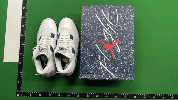 Black And White Mid-Top Basketball Sneakers (40–45) — warehouse QC photo 1