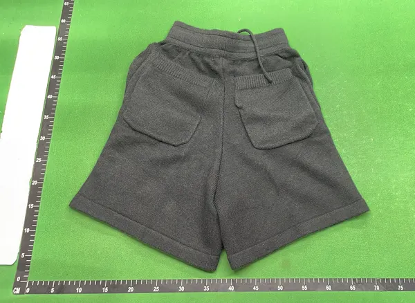 Knit Sweat Shorts With Intarsia Letter Motif (Beige) — warehouse QC photo 3