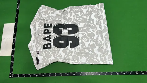 White Camo Print T-Shirt With Chest Crest — warehouse QC photo 3