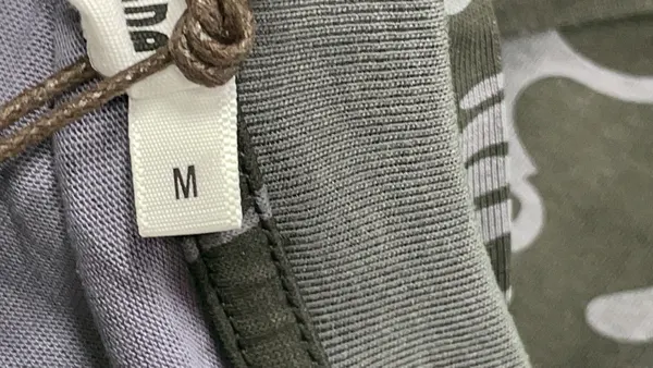 White Camo Print T-Shirt With Chest Crest — warehouse QC photo 5
