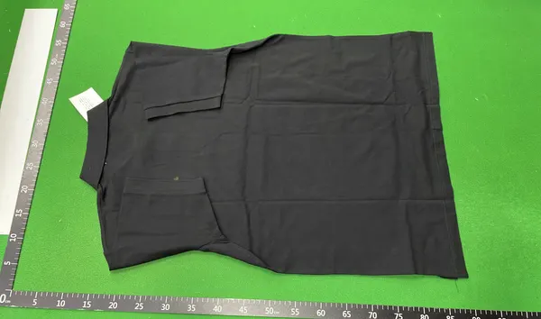 Grey Short-Sleeve Polo Shirt With Chest Patch — warehouse QC photo 3