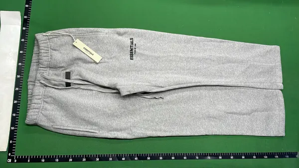 Gray Fleece Sweatpants With Drawstring Waist — warehouse QC photo 2