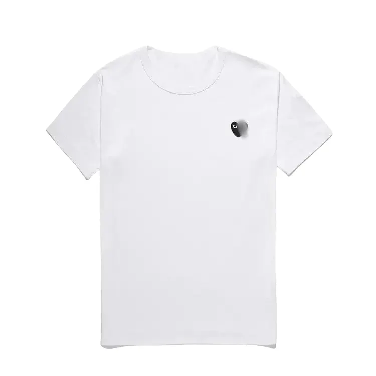 White Crew Neck T-Shirt With Heart Emblem — merchant catalogue photo