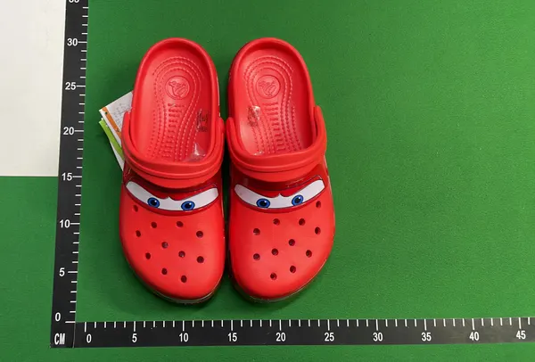 Red Foam Clogs With Cartoon Race Car Graphic — warehouse QC photo 5