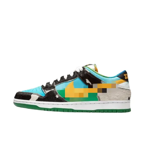 Suede Low-Top Skate Sneakers With Padded Tongue (White) — merchant catalogue photo