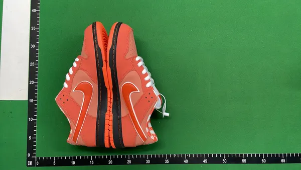 Suede Low-Top Skate Sneakers With Padded Tongue (Green) — warehouse QC photo 4
