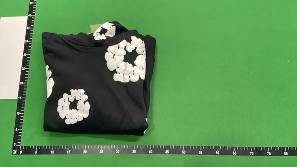Floral Wreath Print Hooded Sweatshirt Set (Green) — warehouse QC photo 4