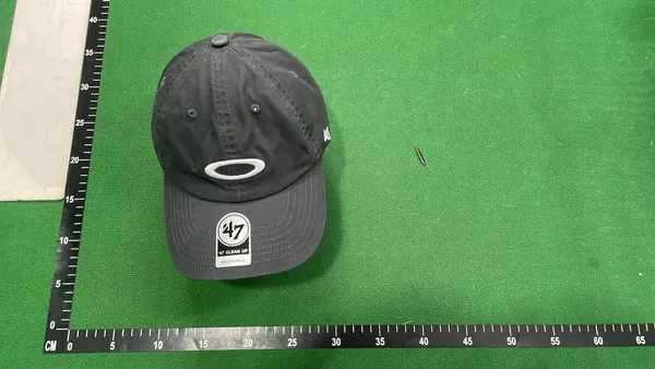 Black Washed Cotton Cap With Curved Brim — warehouse QC photo 4