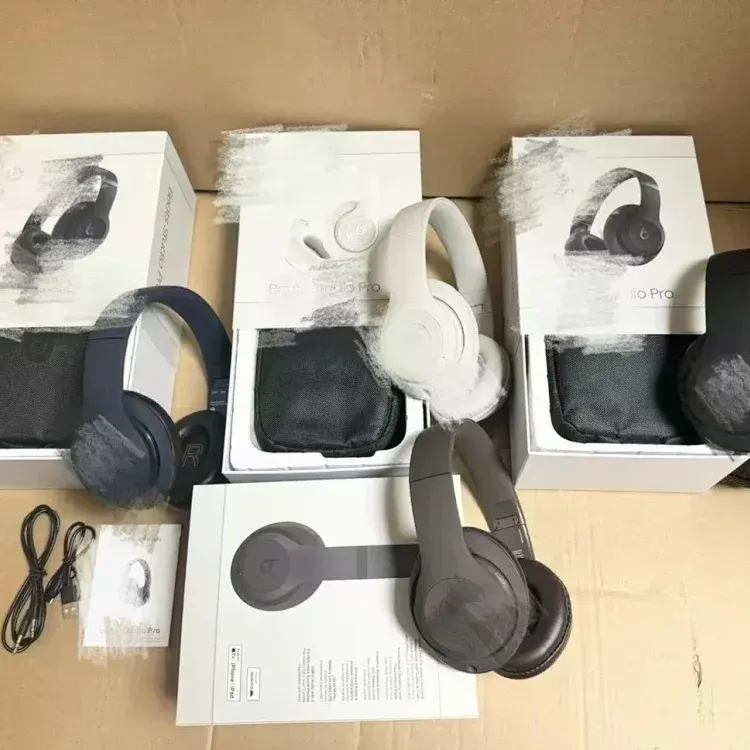 Over-Ear Wireless Headphones With Carry Pouch — merchant catalogue photo