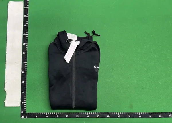 Black Hoodie With Grey Heart Back Print — warehouse QC photo 4